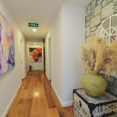 Hotel Zeyhouse *